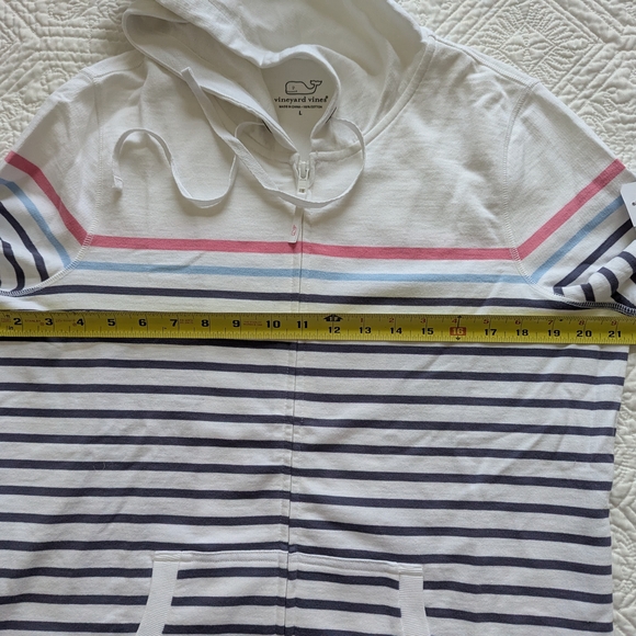 Vineyard Vines Women's Striped Hoodie in White and Navy - Picture 7 of 11